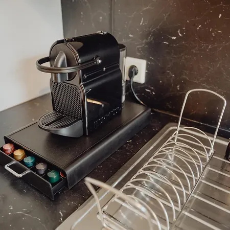 Charmanter Altbau Im Herzen Von Mit Self-checkin, Wlan Und 2 Getrennten Schlafzimmern Appartement Linz